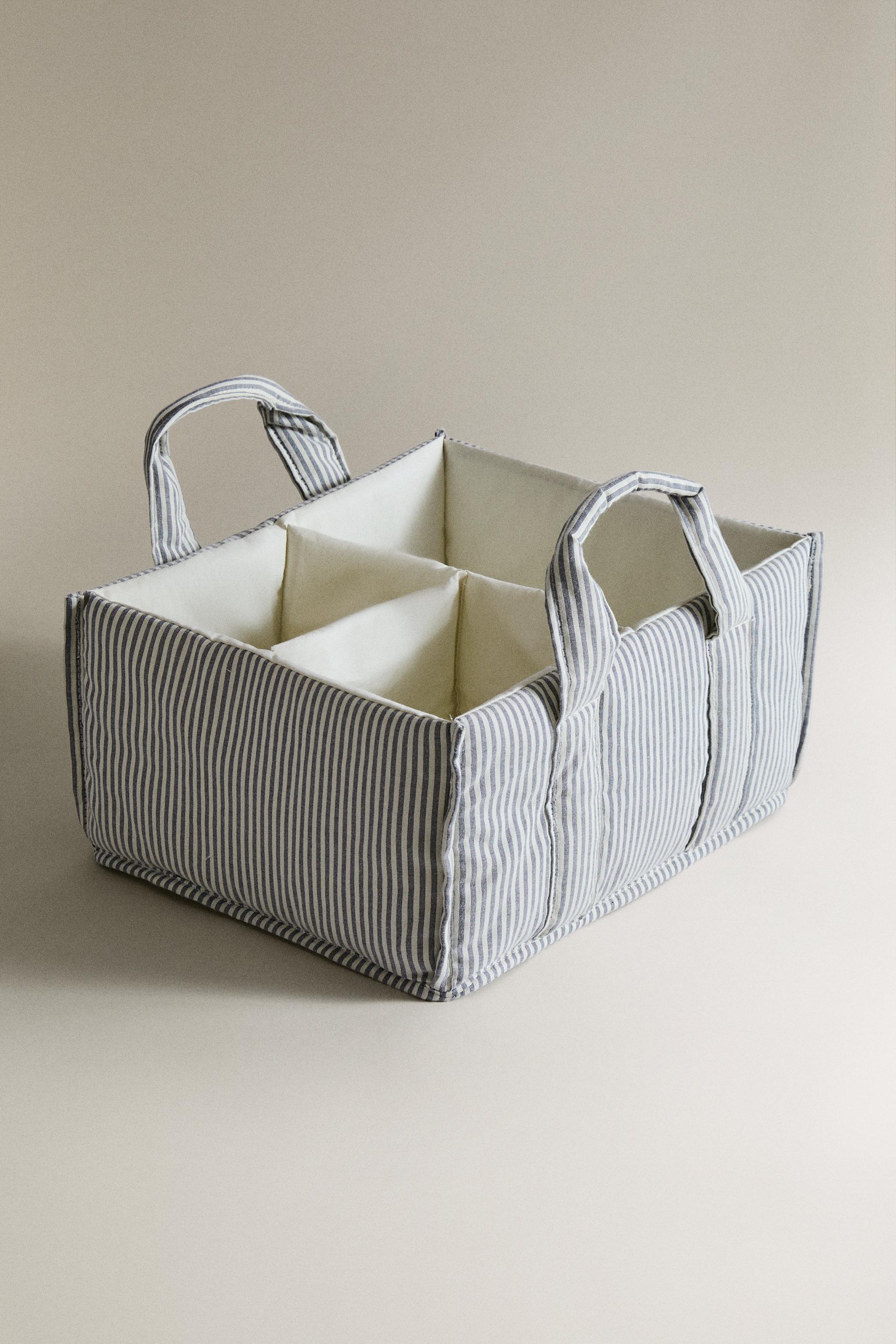 STRIPED BABY CLOTHES ORGANIZER WITH HANDLE